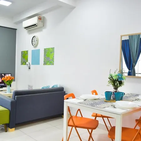Azfa Suites At De Centrum Putrajaya Bangi Free Wifi Kampong Sungai Kembong Hilir Exterior photo