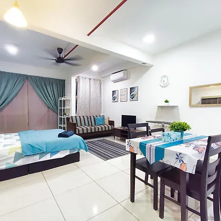 Azfa Suites At De Centrum Putrajaya Bangi Free Wifi Kampong Sungai Kembong Hilir Exterior photo