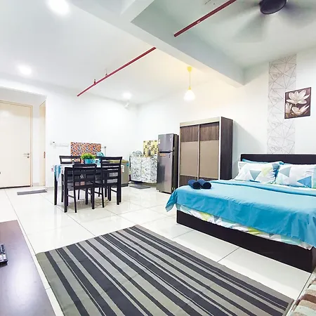 Azfa Suites At De Centrum Putrajaya Bangi Free Wifi Kampong Sungai Kembong Hilir Exterior photo