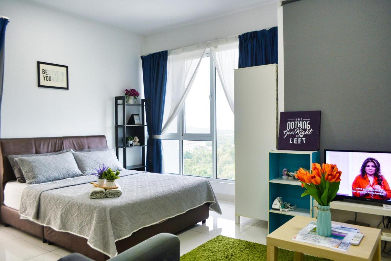 Azfa At De Centrum Putrajaya Bangi Free Wifi Apartment