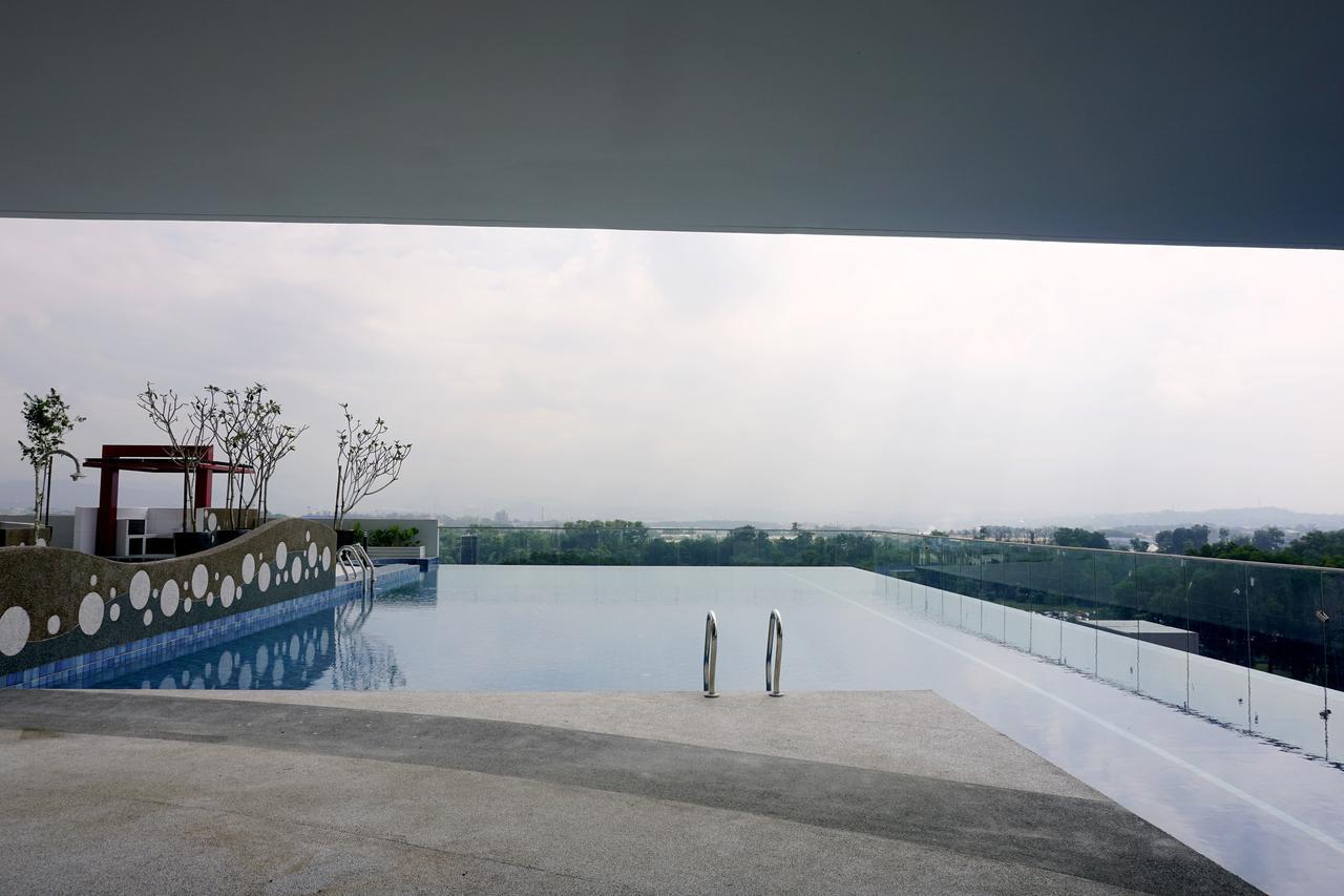 Apartment Azfa At De Centrum Putrajaya Bangi Free Wifi Kampong Sungai Kembong Hilir