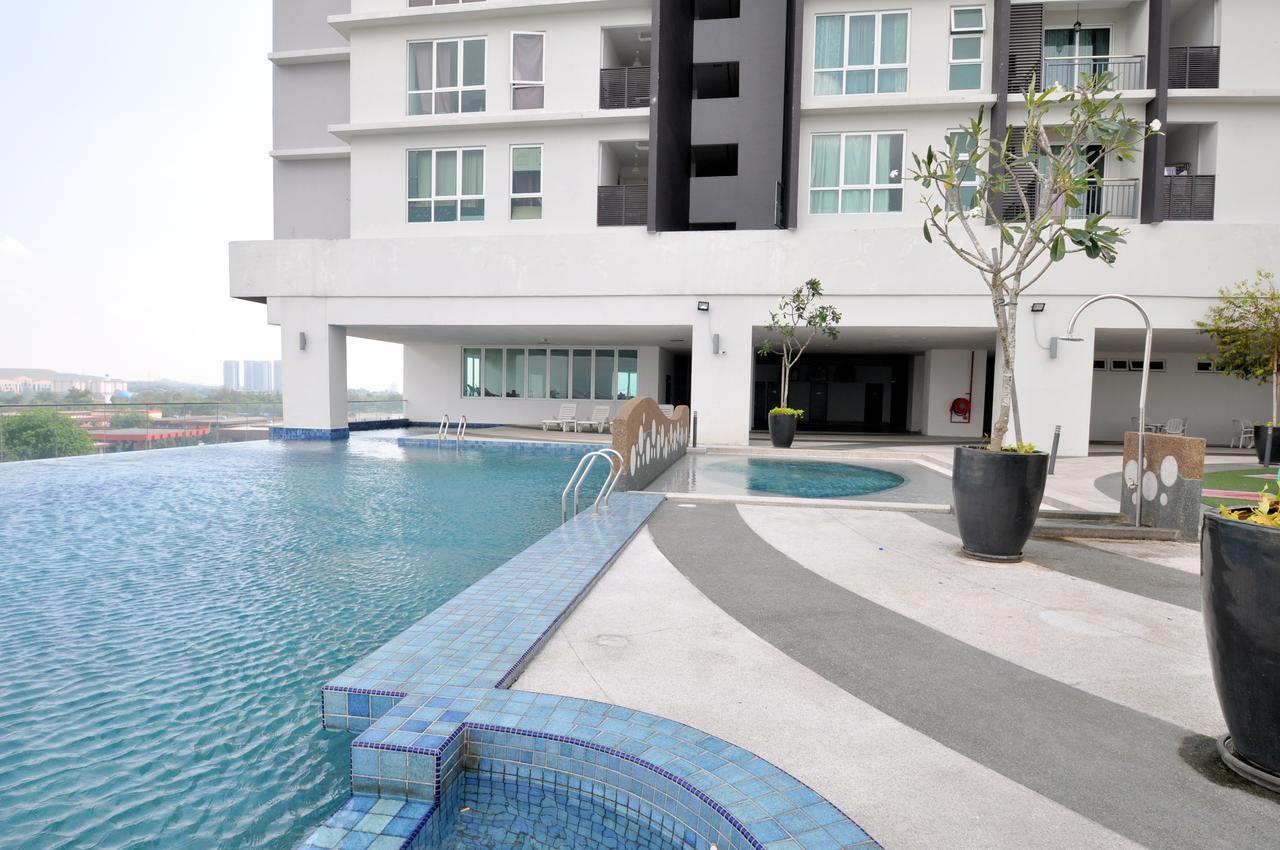 Apartment Azfa At De Centrum Putrajaya Bangi Free Wifi Kampong Sungai Kembong Hilir